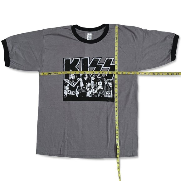 Vintage KISS Original B&W NYC 1973 Classic Ringer Tee - Picture 5 of 7